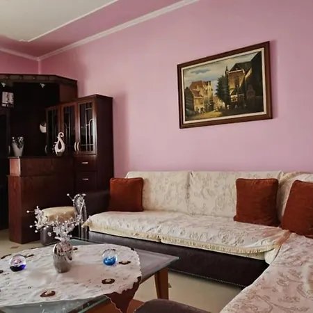 Apartamento Elena's Gjirokastër